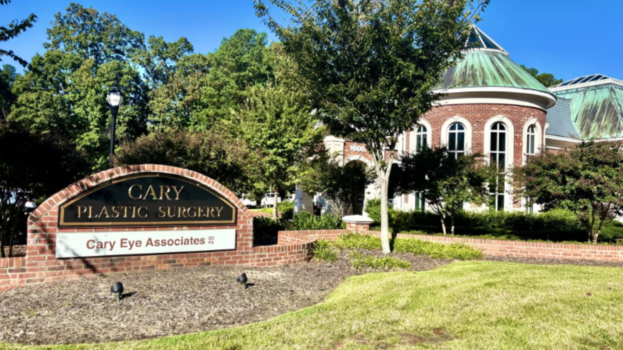 The Cary Plastic Surgery building and exterior sign
